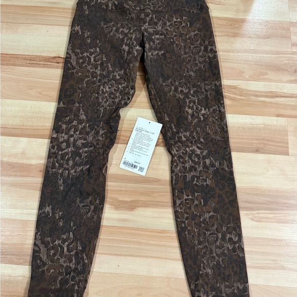 Lululemon Align Leggings - Picture 5 of 10